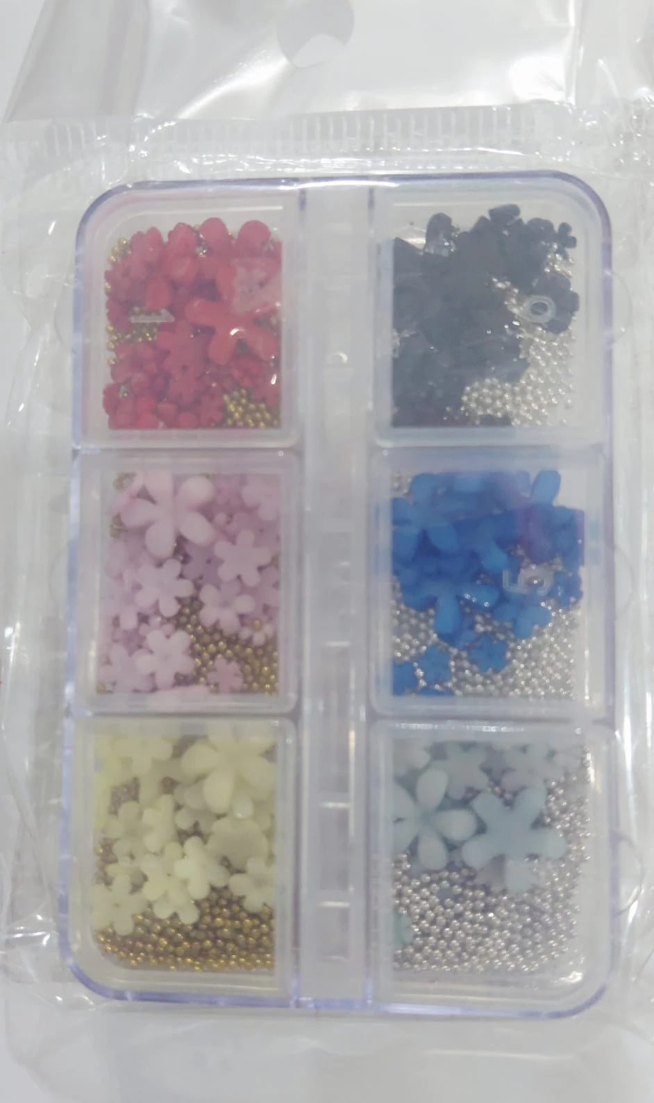 Decoración de flores para uñas